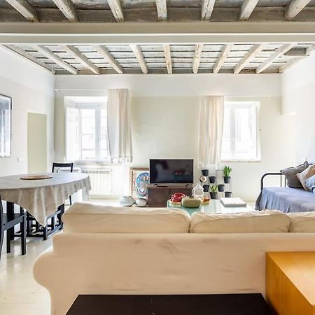 Best Authentic Apartment Monti 5 Mins From Colosseum المظهر الخارجي الصورة