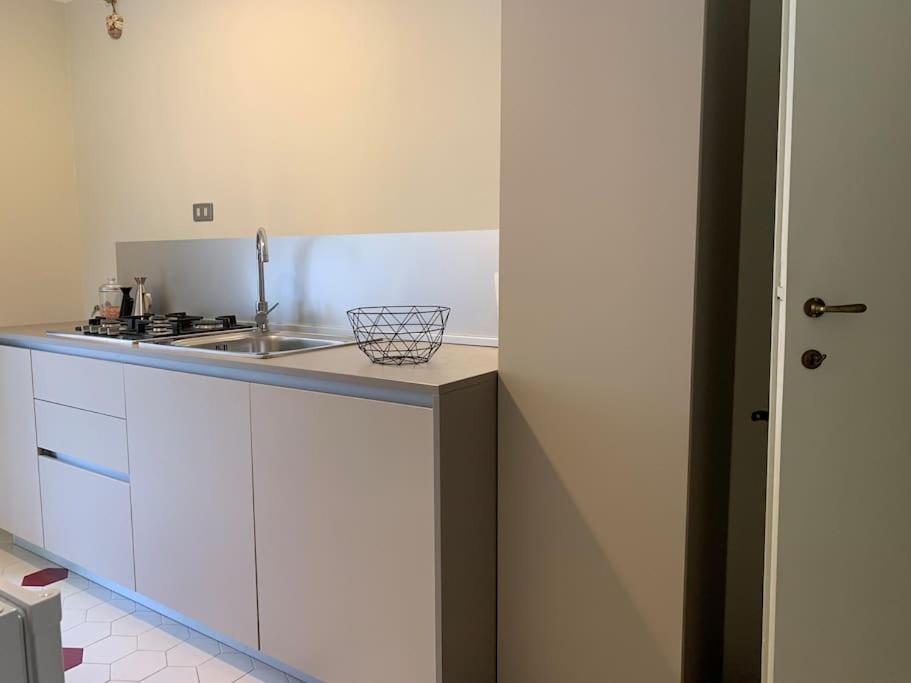 Best Authentic Apartment Monti 5 Mins From Colosseum المظهر الخارجي الصورة