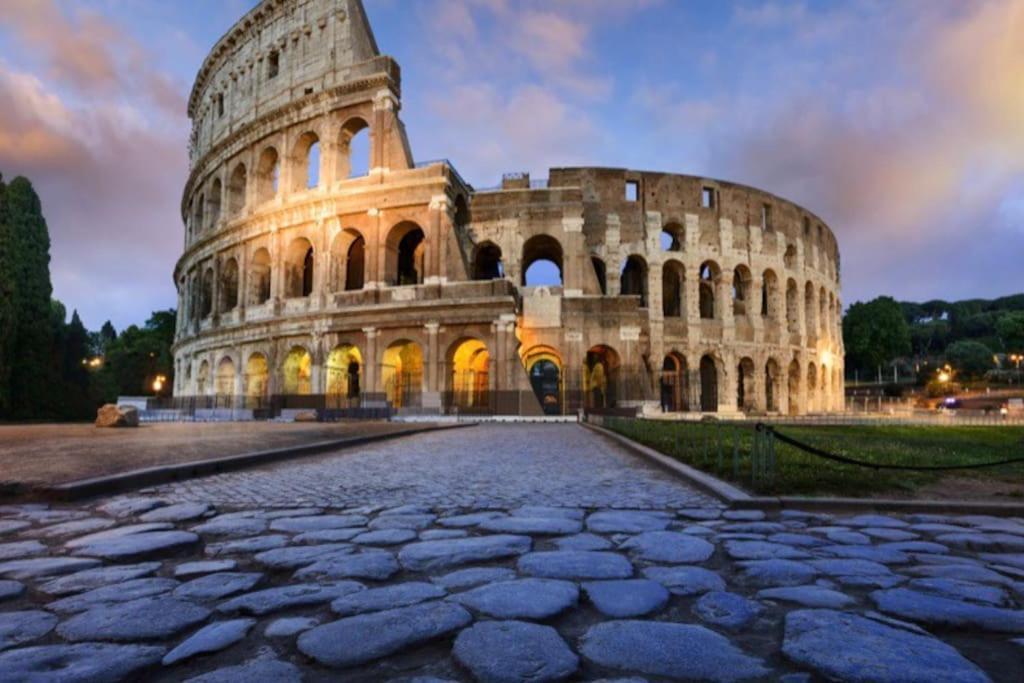 Best Authentic Apartment Monti 5 Mins From Colosseum المظهر الخارجي الصورة