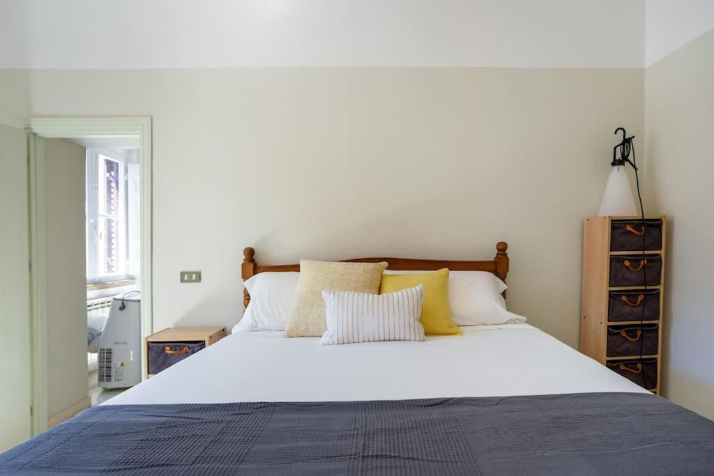Best Authentic Apartment Monti 5 Mins From Colosseum المظهر الخارجي الصورة